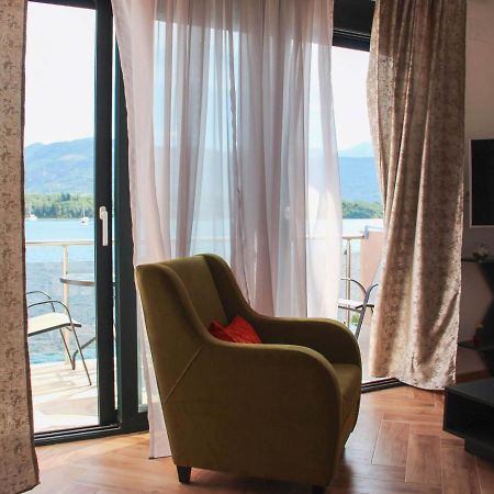 Apartments Tramonto Tivat Exteriör bild